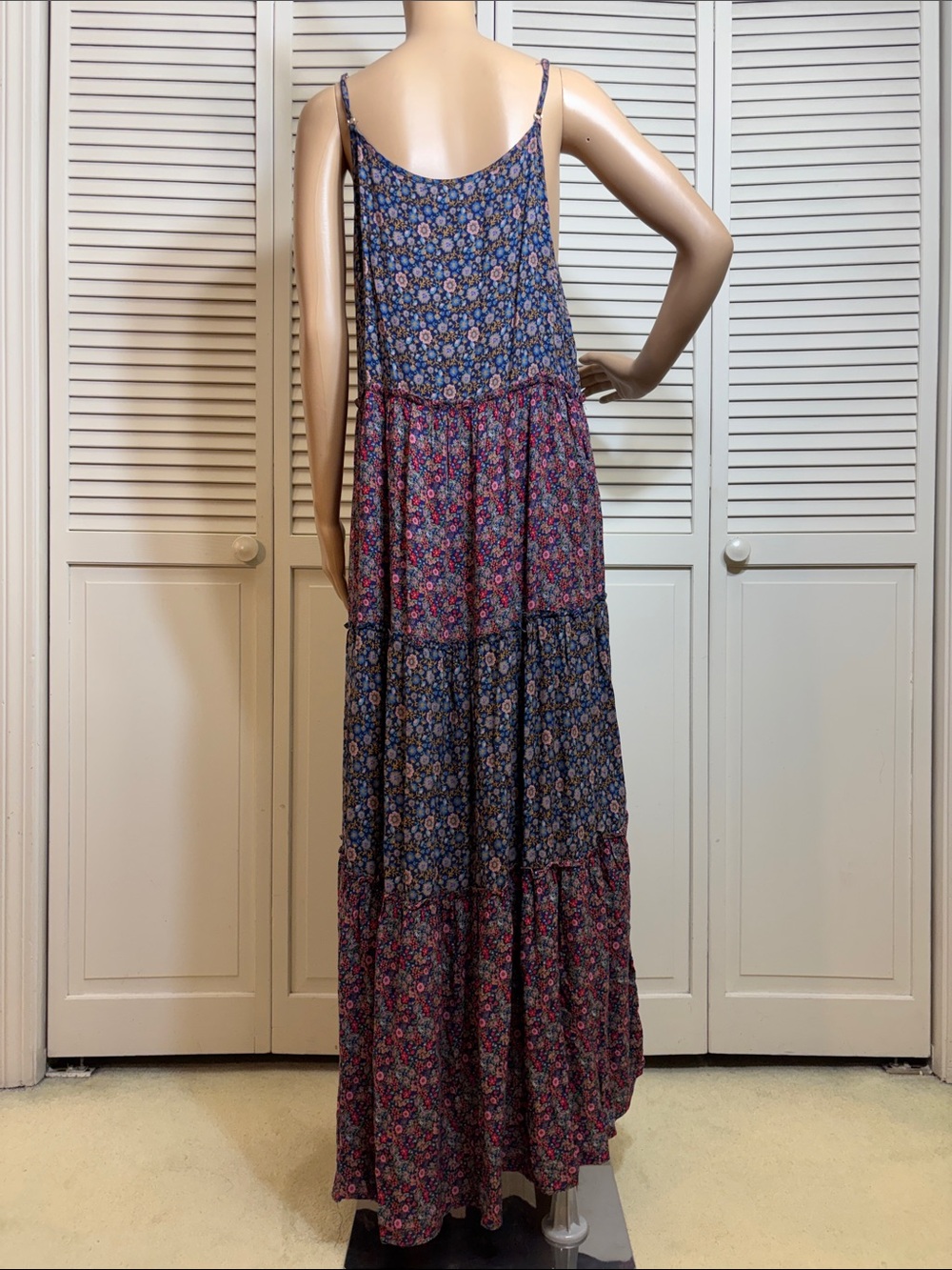 NATURAL LIFE Kaia Floral Tiered Maxi Dress Large/XL - Picture 9 of 14